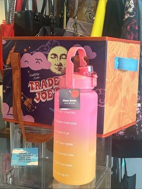 Trader Joe’s Stand-Up Collapsible Grocery Tote/Inspirational Water Bottle NWT